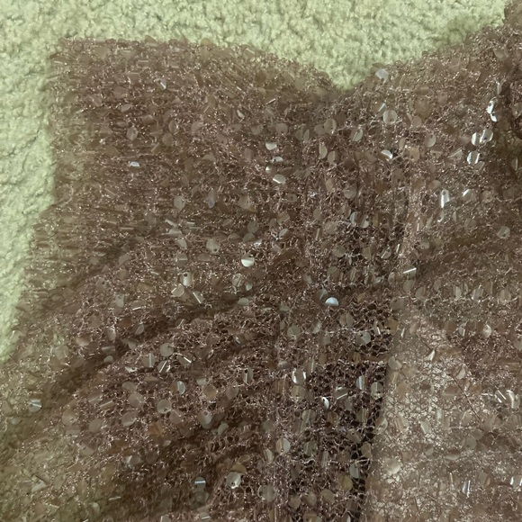 Beautiful blouse unfortunately didn’t fit me :( - Picture 4 of 5